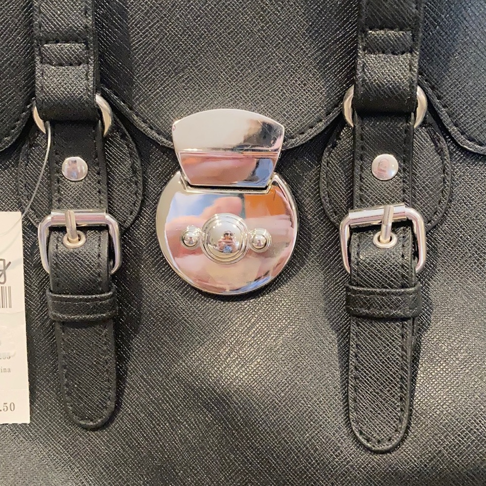 NWT bag - Picture 2 of 6